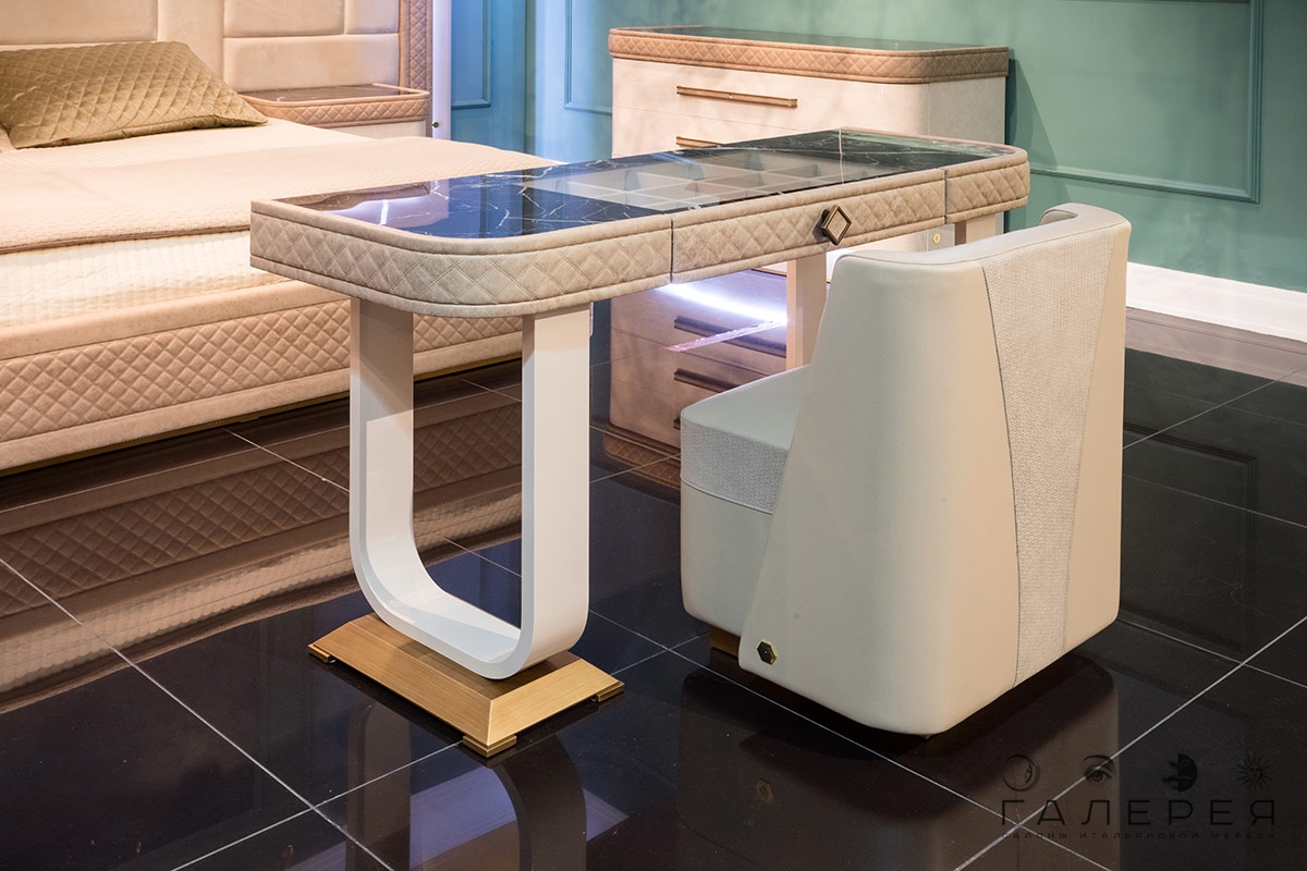 Кресло Mobilpiu Luxury Diamond Кресло Mobilpiu Luxury Diamond (Италия)