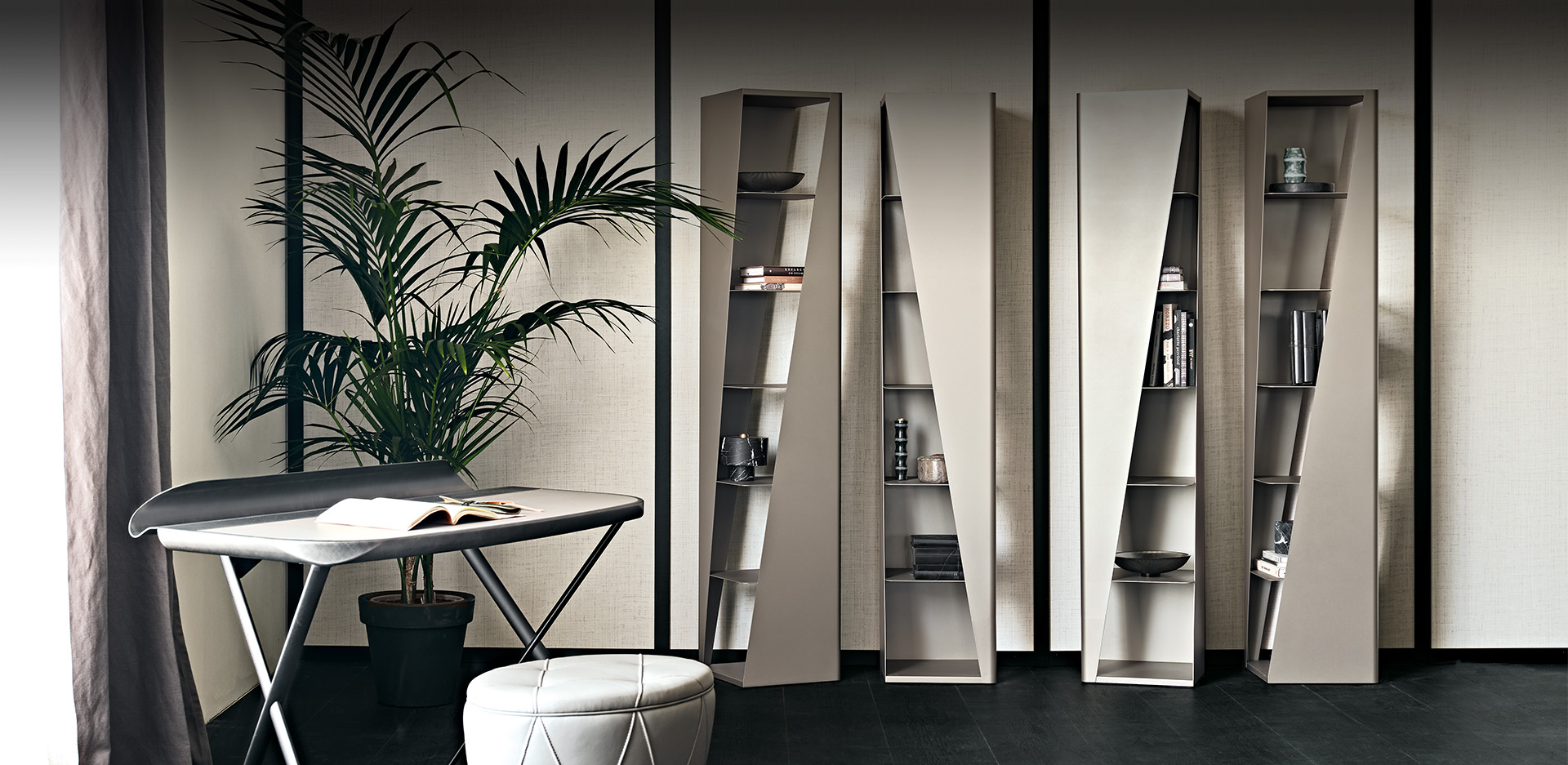 Книжный шкаф Cattelan Italia Rocket Книжный шкаф Cattelan Italia Rocket (Италия)