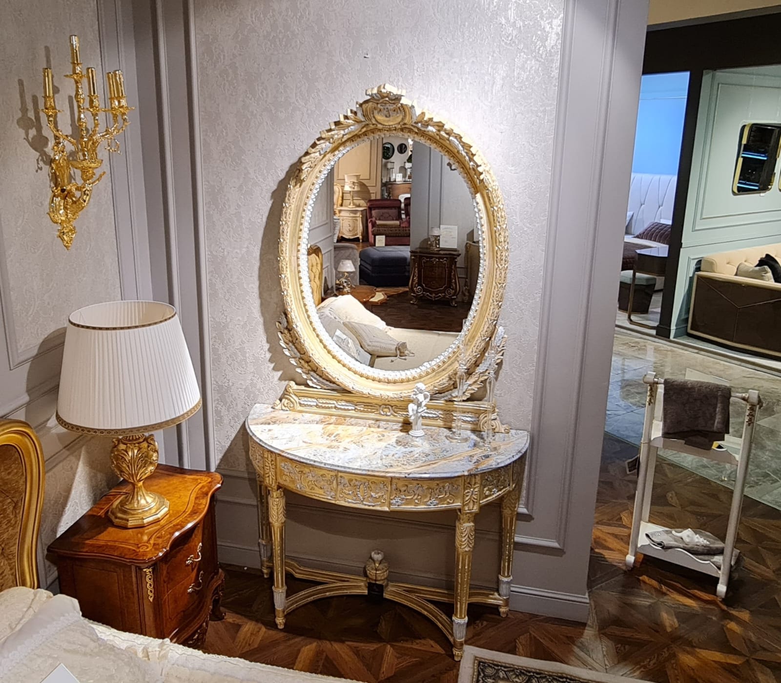 Консоль с зеркалом Asnaghi Interiors Expo (Италия)