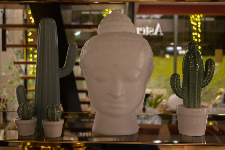 Настольная лампа Slide Buddha Настольная лампа Slide Buddha (Италия)