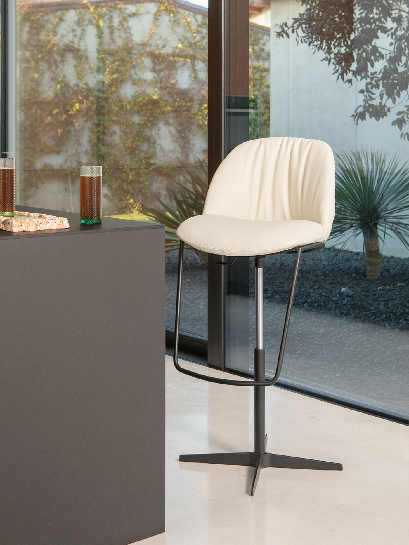 Стул Tonin Casa Olympia Стул Tonin Casa Olympia (Италия)