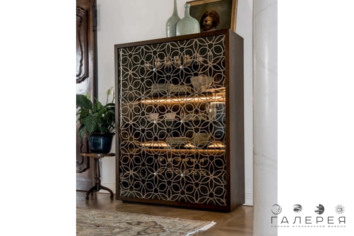 Витрина Tonin Casa Granada Витрина Tonin Casa Granada (Италия)