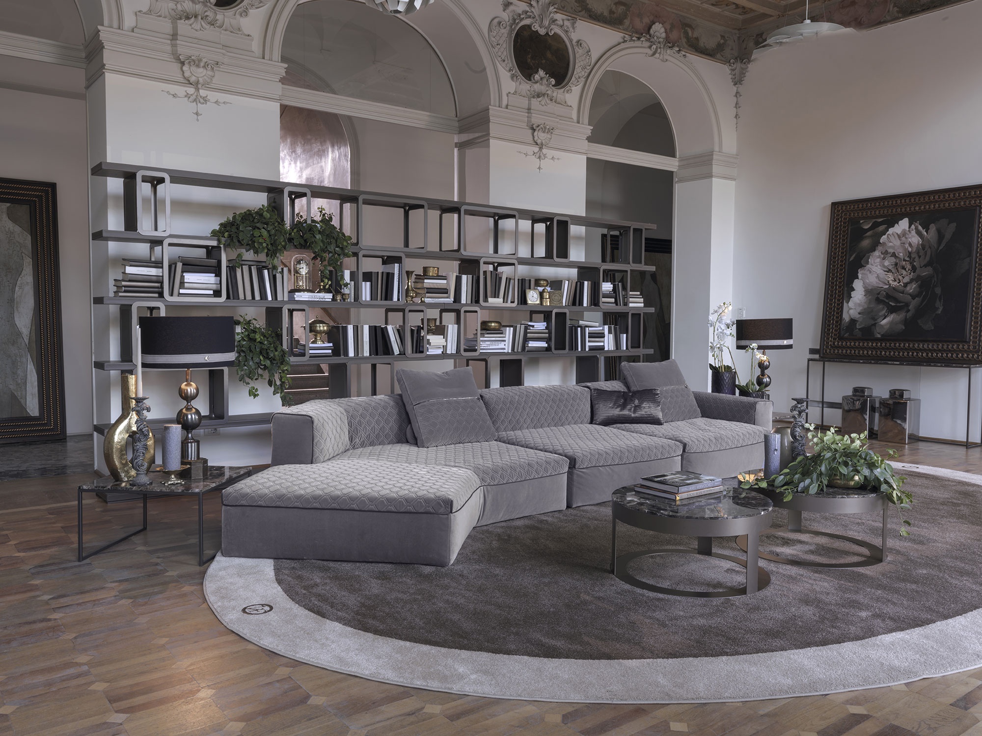 Стеллаж Vittoria Frigerio Griffi Стеллаж Vittoria Frigerio Griffi (Италия)
