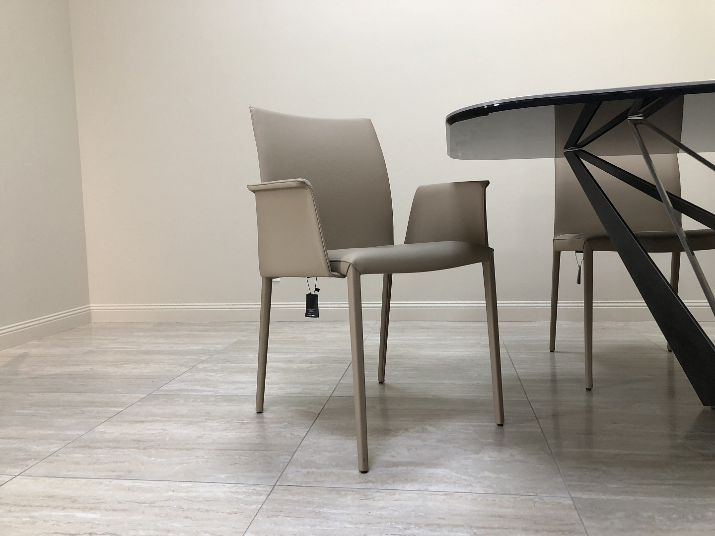 Полукресло Cattelan Italia Norma Полукресло Cattelan Italia Norma (Италия)