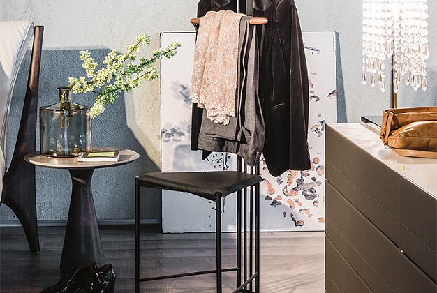 Вешалка в спальню Cattelan Italia Yannik 3 Вешалка в спальню Cattelan Italia Yannik (Италия) 3