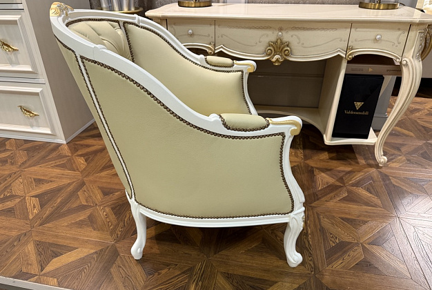 Кресло в коже FOREVER Signorini & Coco 3 Кресло в коже FOREVER Signorini & Coco (Италия) 3