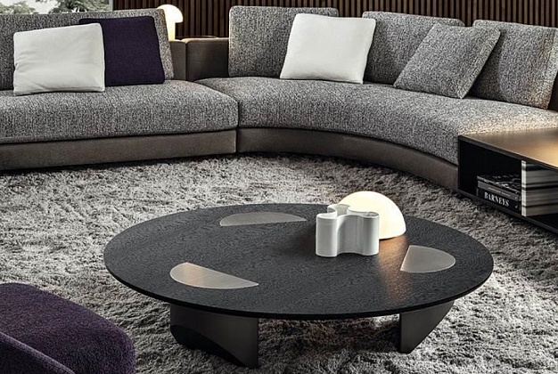 Журнальный столик Minotti Wedge 1 Журнальный столик Minotti Wedge (Италия) 1