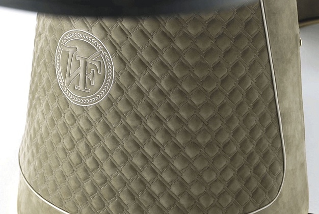 Стол обеденный Vittoria Frigerio Foscari 7 Стол обеденный Vittoria Frigerio Foscari (Италия) 7
