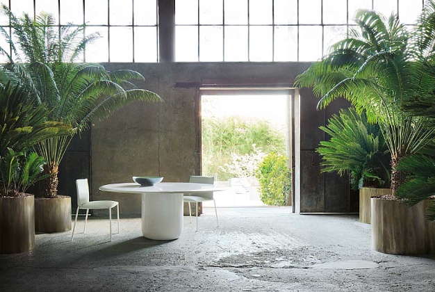 Обеденный стол Paola Lenti Gon 3 Обеденный стол Paola Lenti Gon (Италия) 3