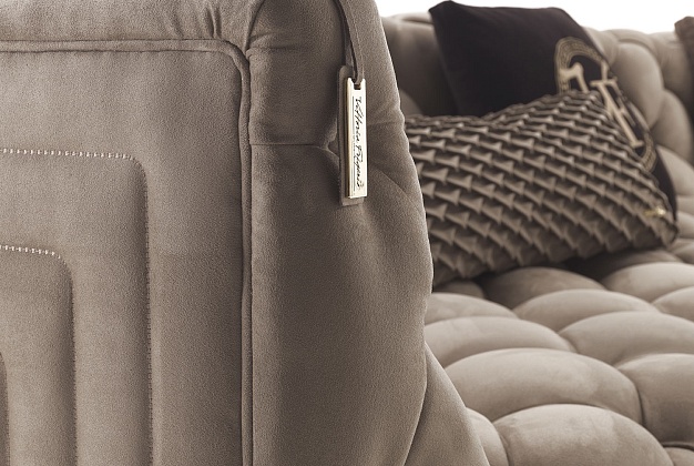 Диван Vittoria Frigerio Caracciolo 5 Диван Vittoria Frigerio Caracciolo (Италия) 5