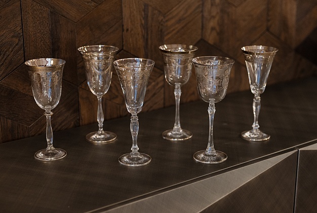 Набор бокалов для вина assortiti Vetrerie di Empoli COLL-019 1 Набор бокалов для вина assortiti Vetrerie di Empoli COLL-019 (Италия) 1