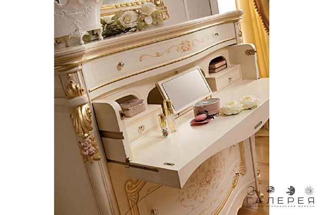 Комод A&M Ghezzani Versailles 2 Комод A&M Ghezzani Versailles (Италия) 2