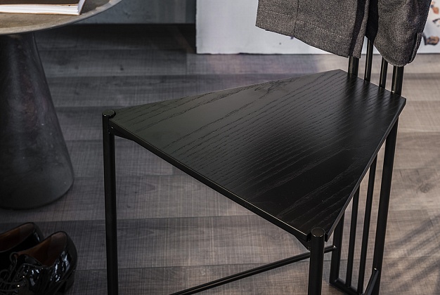Вешалка в спальню Cattelan Italia Yannik 1 Вешалка в спальню Cattelan Italia Yannik (Италия) 1