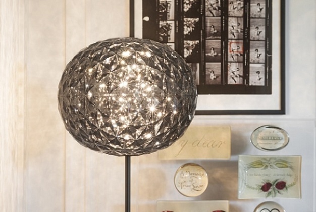 Настольная лампа Kartell Planet 4 Настольная лампа Kartell Planet (Италия) 4