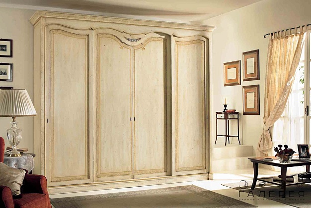 Шкаф Benedetti Fenice 1 Шкаф Benedetti Fenice (Италия) 1