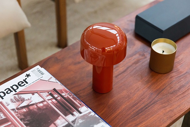 Настольная лампа Bellhop Table 3 Настольная лампа Bellhop Table (Италия) 3