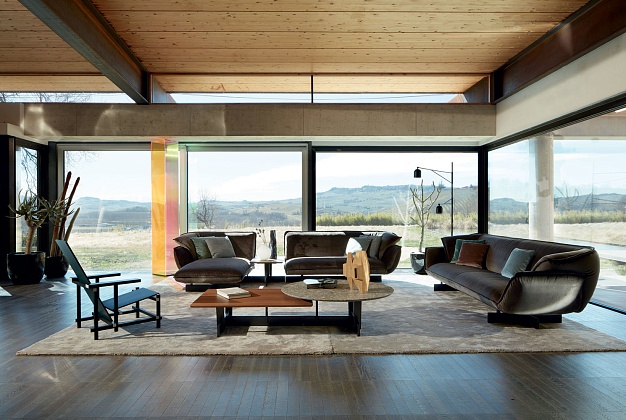 Диван Cassina Metropolitan Beam 2 Диван Cassina Metropolitan Beam (Италия) 2