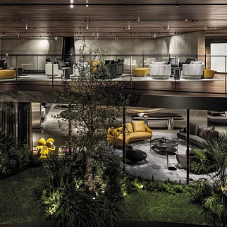 Зеленый стенд MINOTTI на SALONE DEL MOBILE 2023