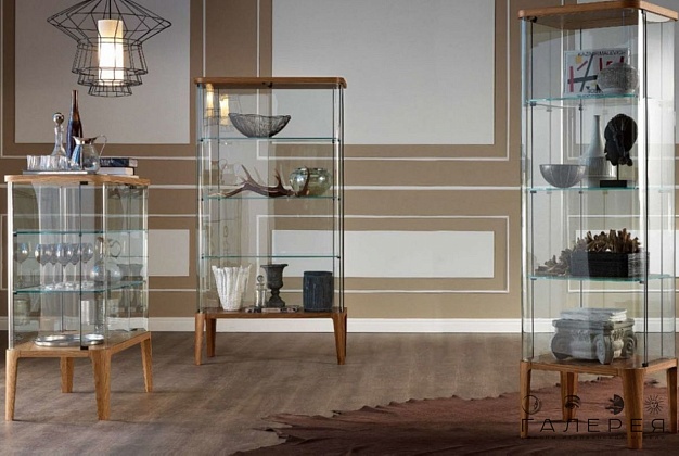 Витрина Cattelan Italia Chantal 1 Витрина Cattelan Italia Chantal (Италия) 1