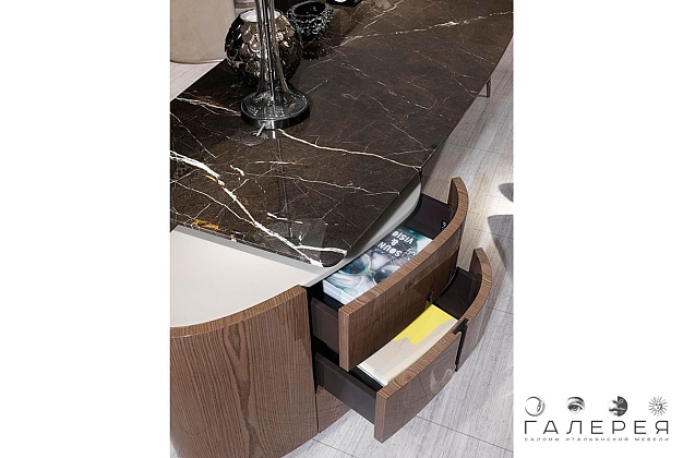 Кабинет Visionnaire Wilshire 4 Кабинет Visionnaire Wilshire (Италия) 4