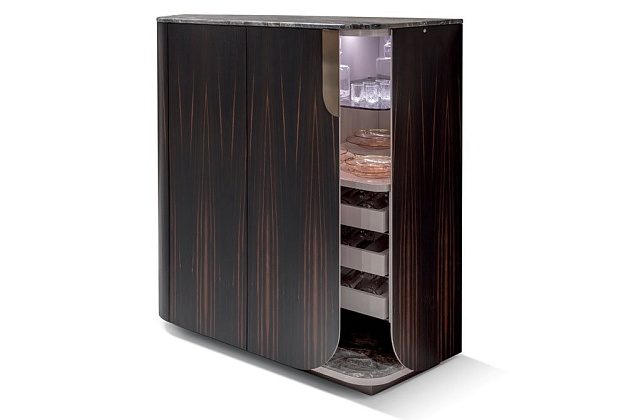 Бар Longhi Hold 2 Бар Longhi Hold (Италия) 2