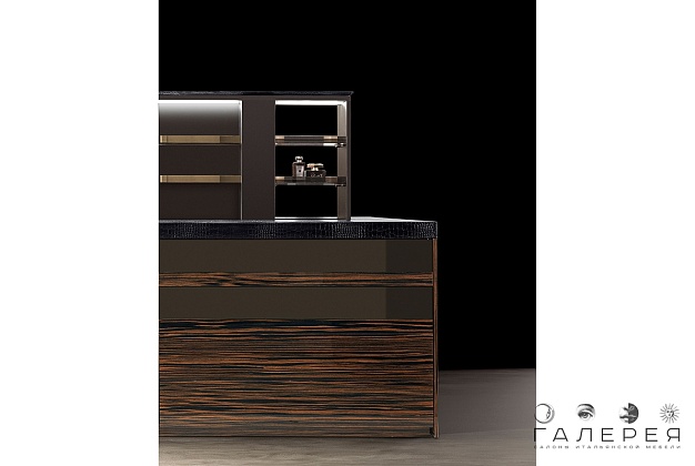 Туалетный столик Guzzini e Fontana Step up 2 Туалетный столик Guzzini e Fontana Step up (Италия) 2