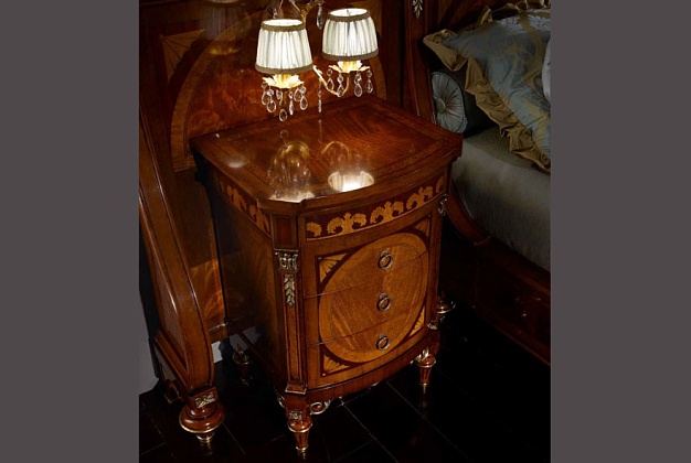 Спальня Agostini Mobili Maggiolini 4 Спальня Agostini Mobili Maggiolini (Италия) 4