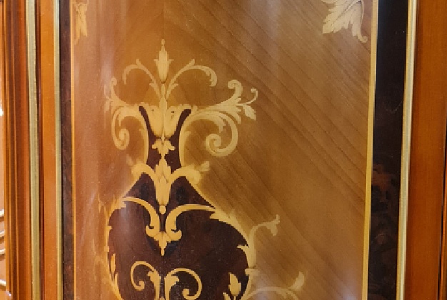 Витрина Asnaghi Interiors Miktars 4 Витрина Asnaghi Interiors Miktars (Италия) 4