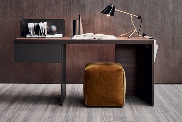 Письменный стол Molteni&C Scriba 2 Письменный стол Molteni&C Scriba (Италия) 2