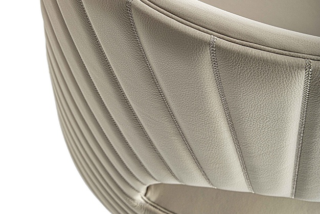 Кресло Vittoria Frigerio Reina 4 Кресло Vittoria Frigerio Reina (Италия) 4