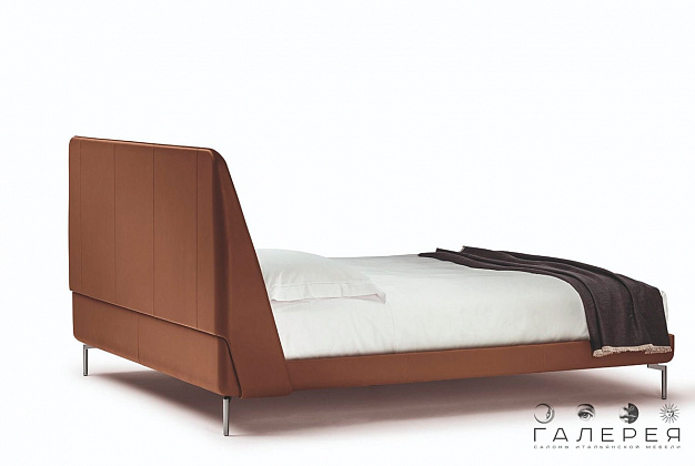 Кровать Poltrona Frau Coupe 8 Кровать Poltrona Frau Coupe (Италия) 8