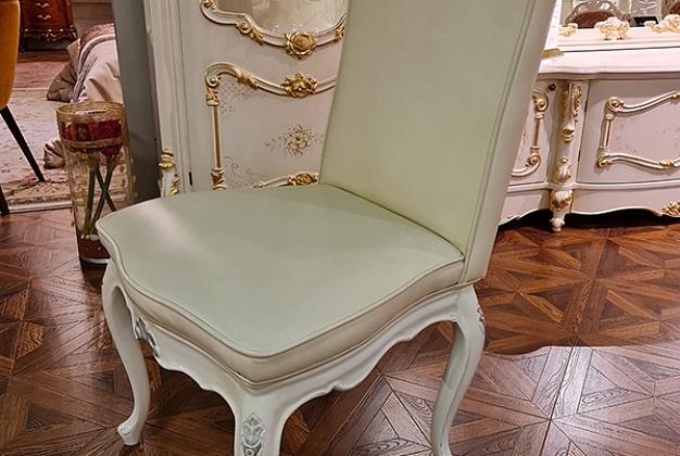Стул Antico Borgo Settesento 2 Стул Antico Borgo Settesento (Италия) 2