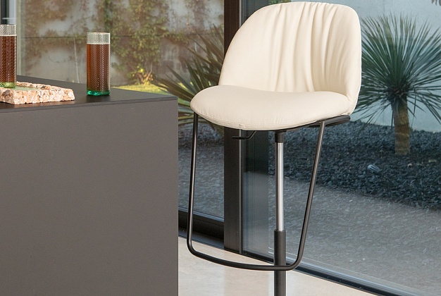 Стул Tonin Casa Olympia 1 Стул Tonin Casa Olympia (Италия) 1