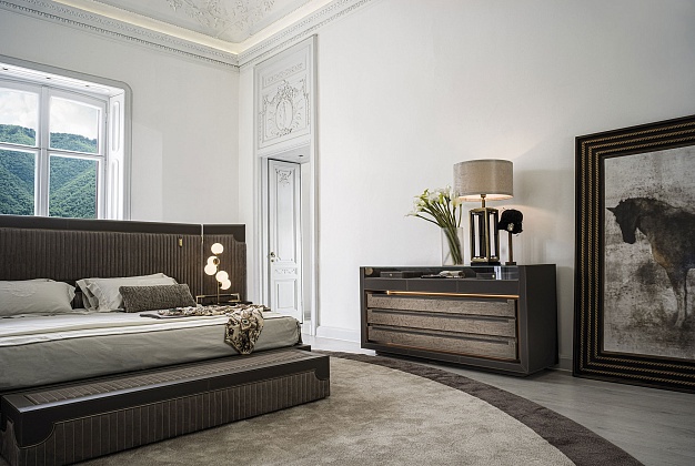 Комод Vittoria Frigerio Lanza 3 Комод Vittoria Frigerio Lanza (Италия) 3