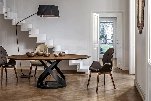 Стол обеденный Tonin Casa Capri 1 Стол обеденный Tonin Casa Capri (Италия) 1