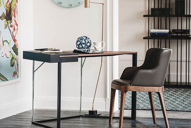 Стол письменный Cattelan Italia Clarion 2 Стол письменный Cattelan Italia Clarion (Италия) 2