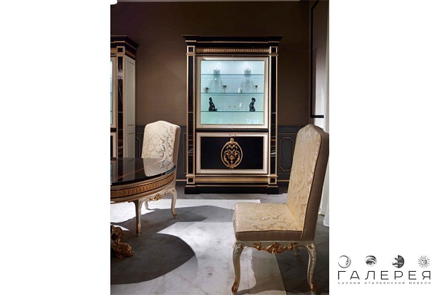 Гостиная Asnaghi Interiors George 3 Гостиная Asnaghi Interiors George (Италия) 3