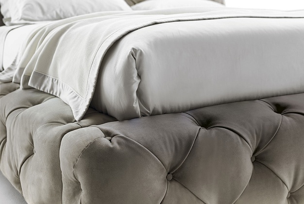 Кровать Vittoria Frigerio Caracciolo 5 Кровать Vittoria Frigerio Caracciolo (Италия) 5